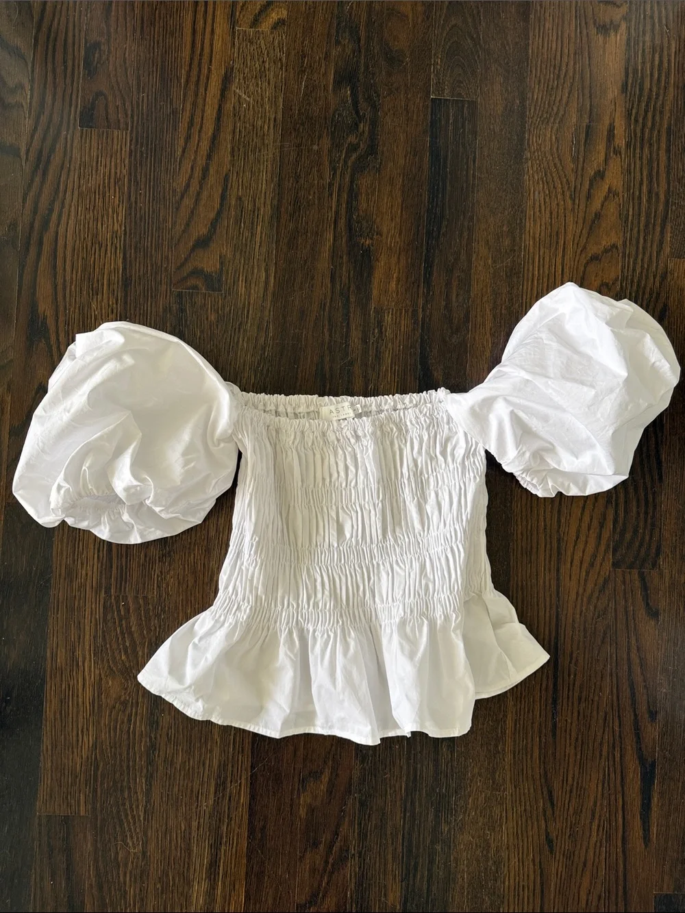 Astr White Off-Shoulder Smocked Puff-Sleeve Top